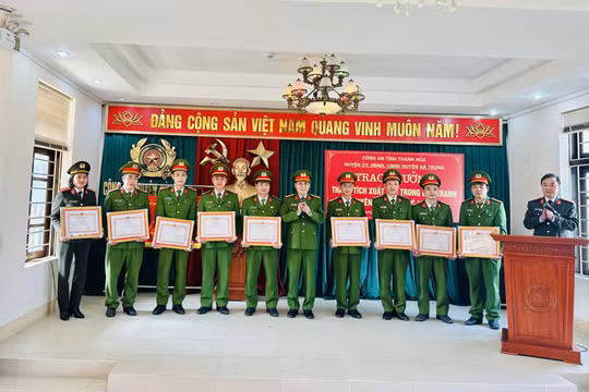 Công an Thanh Hóa khen thưởng các tập thể, cá nhân có thành tích xuất sắc trong đấu tranh ma túy
