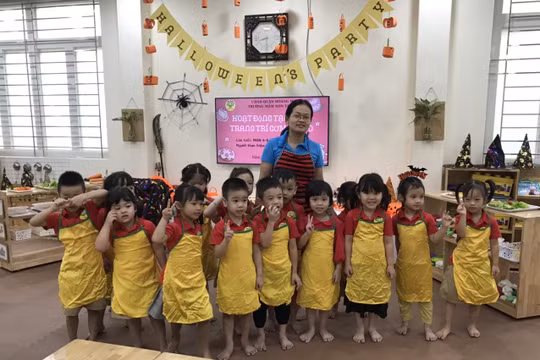 Cô giáo Hoàng Thị Ngọc Ánh - Tổ trưởng chuyên môn, tấm gương người giáo viên tâm huyết, yêu nghề, mến trẻ