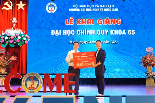 TNG Holdings Vietnam tiếp sức giấc mơ đến trường cho tân sinh viên đặc biệt khó khăn
