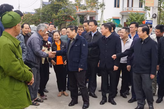 Bài 5: Phát huy được sức mạnh ý Đảng, lòng dân, việc gì cũng thành công
