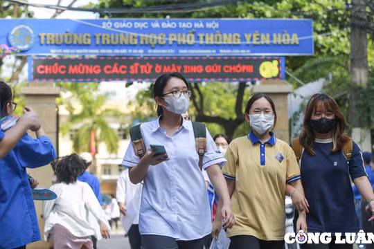 Kết thúc Kỳ thi THPT 2023: Thí sinh tự tin được điểm cao môn Tiếng Anh
