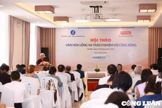 Báo chí cần tích cực tuyên truyền để góp phần vào hoạt động văn hóa uống và uống có trách nhiệm