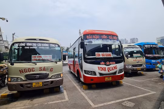 Hà Nội: Không để hành khách không kịp về quê ăn Tết do thiếu phương tiện