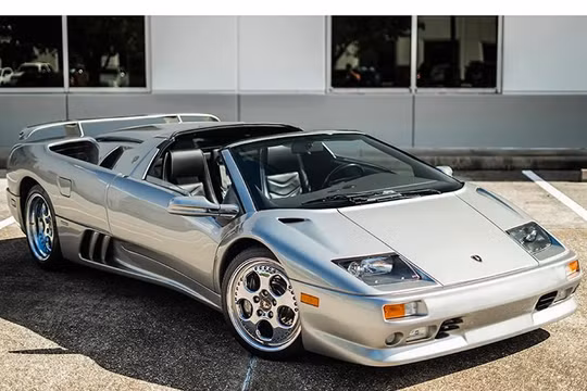 Siêu phẩm Lamborghini Diablo VT mui trần lên sàn đấu giá