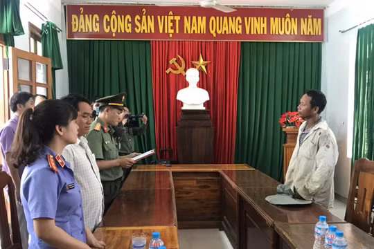 Bắt tạm giam đối tượng lợi dụng các quyền tự do dân chủ, xâm phạm lợi ích của Nhà nước