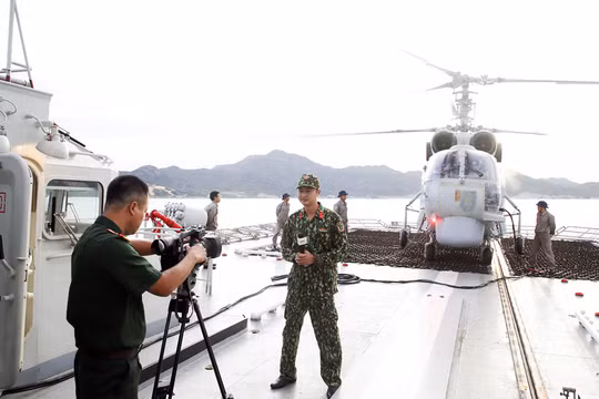 Truyền hình Quốc phòng 10 năm phát sóng: "Vươn xa hơn để đến gần hơn"