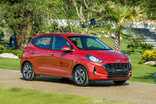Doanh số tháng 3 của Hyundai Grand i10 và KIA Morning giảm mạnh