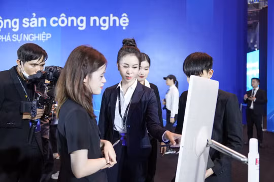 “Lối mở” cho môi giới bất động sản khi thị trường bị "rung lắc"