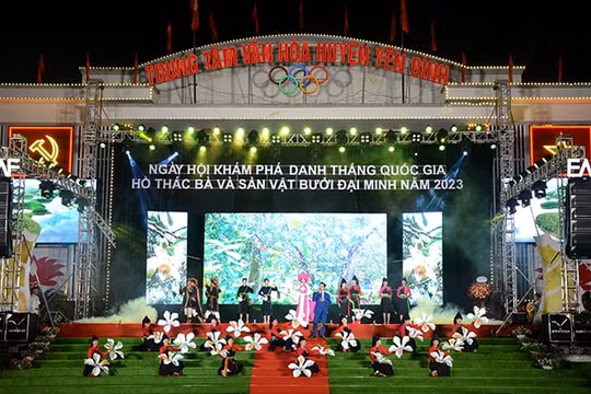 Tưng bừng khai mạc Ngày hội khám phá danh thắng quốc gia hồ Thác Bà (Yên Bái)