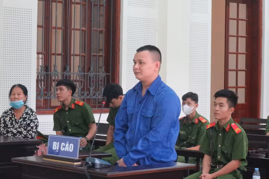 Vào tù vì bán đất “vịt trời”