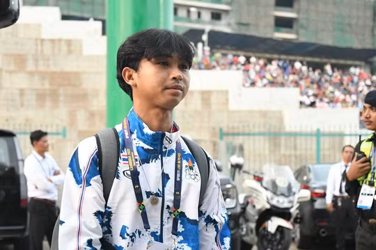 CLB Thái Lan trừ lương cầu thủ ẩu đả với Indonesia ở chung kết SEA Games 32