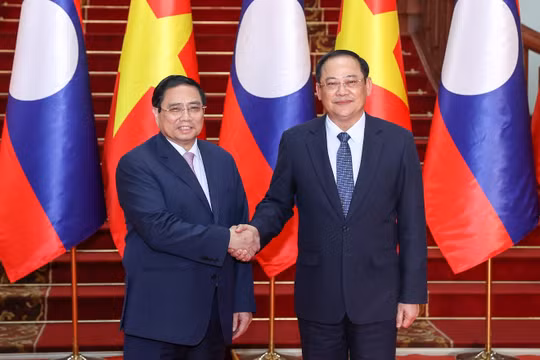 Việt Nam - Lào: Không ngừng củng cố quan hệ chính trị tin cậy đặc biệt và bền chặt