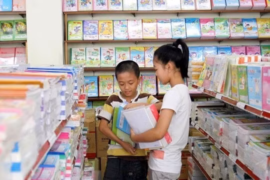 Ủy ban Thường vụ Quốc hội giám sát về đổi mới sách giáo khoa
