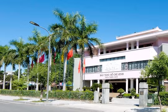 Thừa Thiên Huế tổ chức Triển lãm "Nhật ký trong tù – bảo vật quốc gia”