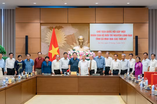 Chủ tịch Quốc hội tiếp đoàn cán bộ hưu trí nguyên là lãnh đạo tỉnh Cà Mau qua các thời kỳ