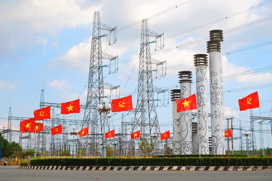 Tổng công ty Truyền tải điện Quốc gia làm theo lời Bác!