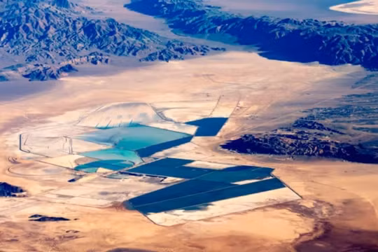 Các 'ông lớn' dầu khí toàn cầu lấn sân sang khai thác lithium