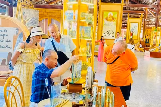 Làng nghề Trường Sơn - Điểm đến hấp dẫn du khách quốc tế