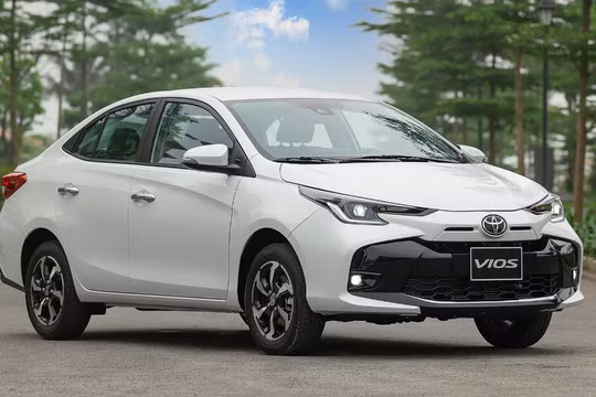 Top 10 mẫu xe ô tô bán chạy nhất tháng 6/2023: Toyota Vios soán ngôi vương