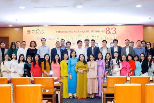 Báo Đại biểu Nhân dân tổ chức Tọa đàm “Phụ nữ Việt Nam trong thời đại số”