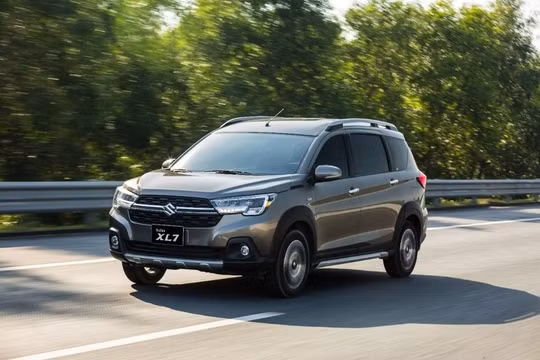 Suzuki XL7 2023 sẽ được bổ sung động cơ hybrid