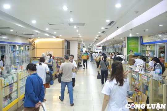 Vụ nghi vấn thuốc ung thư giả, thuốc không rõ nguồn gốc tại Trung tâm, đại diện Hapulico nói gì?