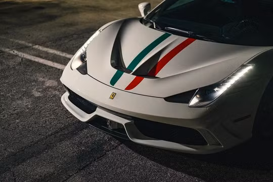 Chiếc Ferrari 458 Speciale số sàn độc nhất thế giới