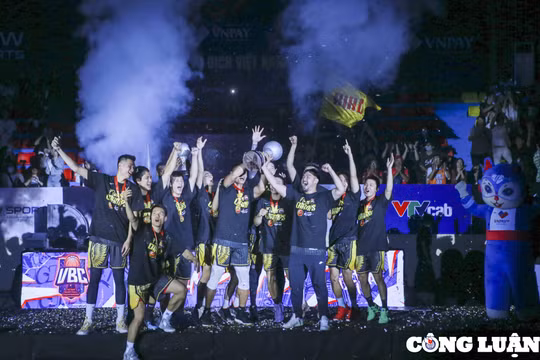 Đội 3F Galaxy giành cúp vô địch Giải bóng rổ Vietnam Pro-Am Basketball Championship 2023