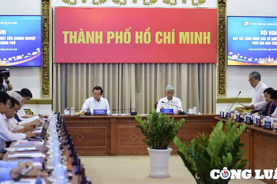 Bí thư TPHCM: 'Quyết tâm không làm phụ lòng doanh nghiệp'