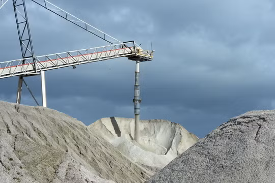 Trung Quốc tiên phong trong cuộc đua giành lithium từ châu Phi