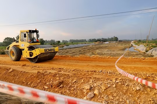 Cấp huyện được quyết định giá đất cụ thể để tính tiền bồi thường khi Nhà nước thu hồi đất
