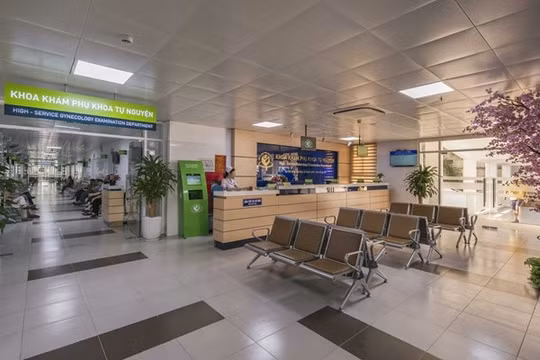 Vòng tránh thai 20 năm bị “nuốt” trọn bởi nhân xơ tử cung