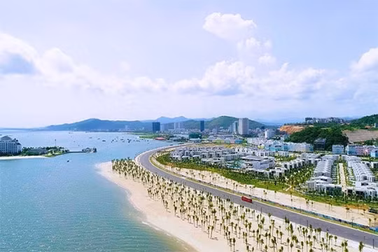 Biệt thự nghỉ dưỡng giảm 99% số lượng giao dịch, yếu tố nào vẫn đang ảnh hưởng đến thị trường?
