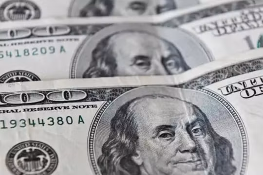 USD có tháng thua lỗ mạnh nhất trong quý 2, tỷ giá USD/VND tăng nóng
