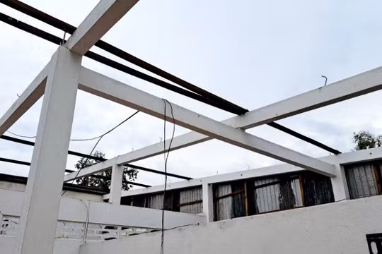 Sóc Trăng: Mưa lớn kèm dông lốc làm 3 người bị thương và gây thiệt hại nhiều nhà dân