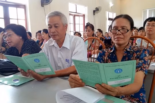Đề xuất mức lương tối thiểu 2 triệu đồng sẽ bắt buộc đóng bảo hiểm xã hội