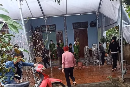 Khởi tố vụ án vợ chết, chồng nguy kịch bất thường tại nhà riêng