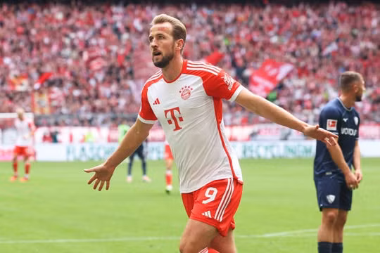 Kane lập kỷ lục chưa từng có, Bayern đại thắng 7-0 trước Bochum