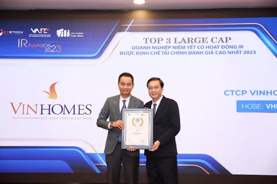 Vinhomes được vinh danh trong Top 3 doanh nghiệp niêm yết có hoạt động quan hệ nhà đầu tư tốt nhất 2023