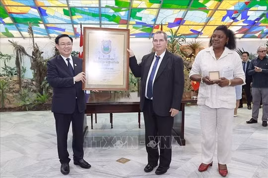 Chuyên gia Cuba: Chuyến thăm của Chủ tịch Quốc hội Vương Đình Huệ thành công vượt bậc