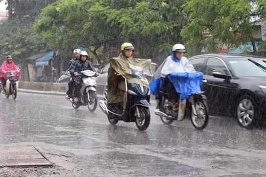 Dự báo thời tiết 4/1/2023: Cảnh báo mưa lớn cục bộ, lốc, sét ở khu vực Quảng Bình đến Khánh Hòa