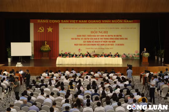 Hội nghị quán triệt, triển khai Quy định của Ban Bí Thư về công tác Báo chí - Xuất bản