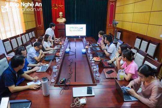 Báo điện tử Vietnamnet hỗ trợ Báo Nghệ An tập huấn nghiệp vụ cho cán bộ, phóng viên