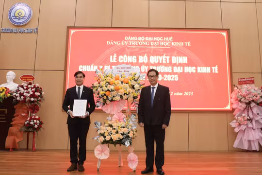Chuẩn y Bí thư Đảng ủy và bổ nhiệm 2 Hiệu phó, Trường Đại học Kinh tế, Đại học Huế