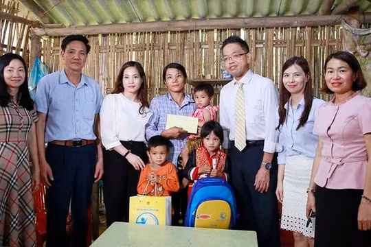 Hơn 30.000 trẻ em có hoàn cảnh khó khăn được tăng khẩu phần ăn và hỗ trợ học tập