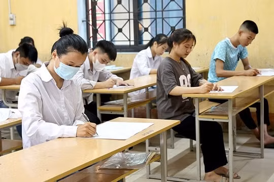 Phú Thọ: Gần 16.000 thí sinh bước vào môn thi đầu tiên của kỳ thi THPT năm 2023