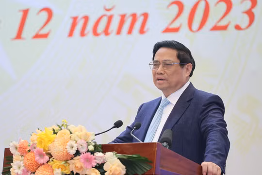 Thủ tướng Phạm Minh Chính: Ưu tiên nguồn lực để triển khai các dự án trọng điểm ngành giao thông vận tải