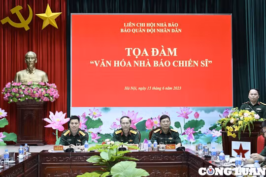 Gìn giữ văn hóa, phát huy phẩm chất tốt đẹp của nhà báo chiến sĩ