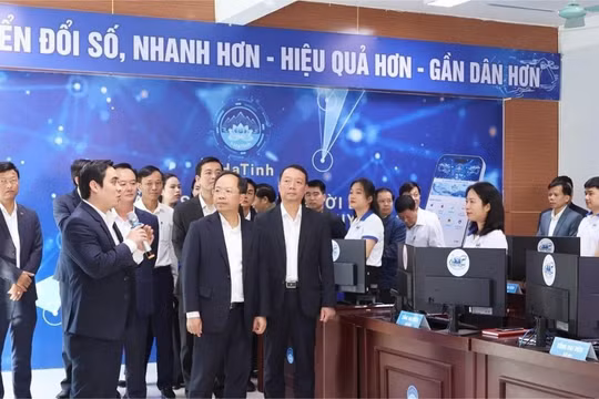 Hà Tĩnh: Đẩy mạnh chuyển đổi số từ cơ sở để nâng cao kỹ năng số cho người dân.