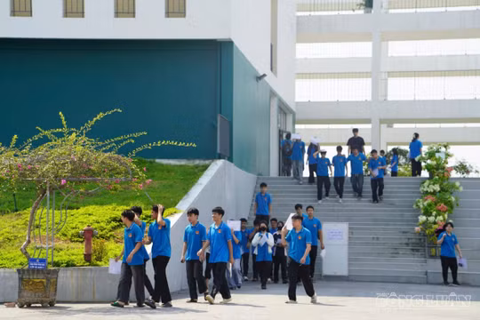 Hơn 320 thí sinh Tuyên Quang thi lại tốt nghiệp THPT từ sáng nay